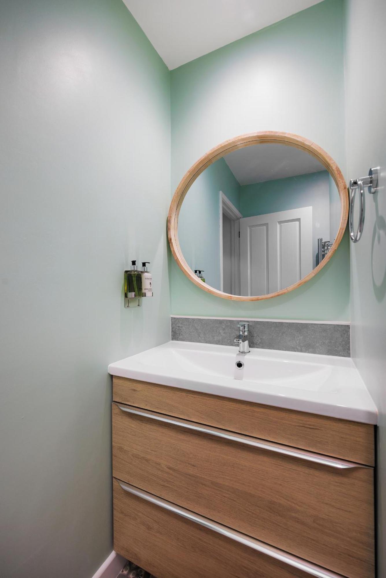 Boujis Central Plymouth Apartment - Sleeps 4 - Habita Property Екстер'єр фото